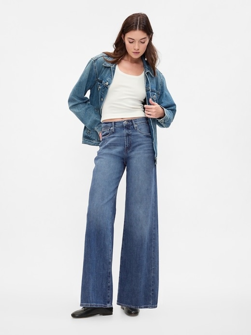 GAP High Rise Wide-Leg Denim Jeans in Medium Wash